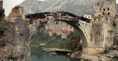 mostar köprüsü yıkılışı